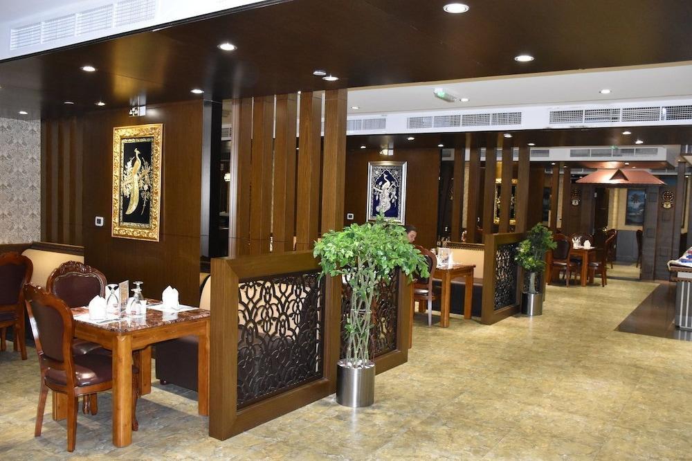 Clifton International Hotel Fudschaira Exterior foto